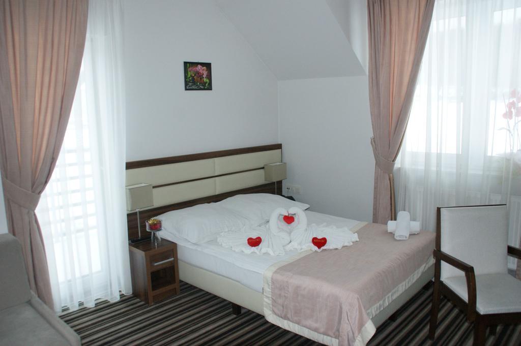 Pensjonat Lysica Wellness & Spa Swieta Katarzyna  Buitenkant foto