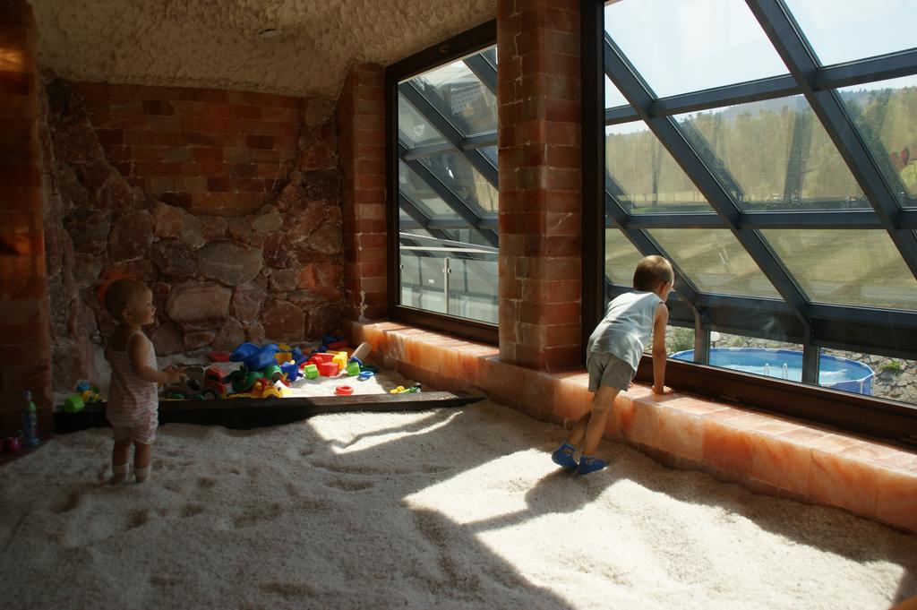 Pensjonat Lysica Wellness & Spa Swieta Katarzyna  Buitenkant foto